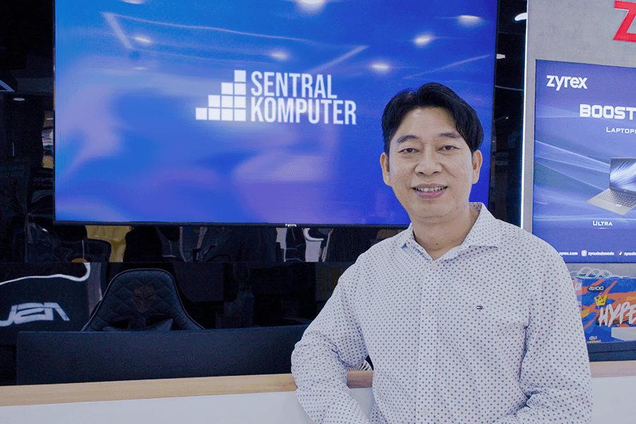 Bisnis ritel Sentral Komputer percepat pengajuan biaya harian dengan Mekari Expense