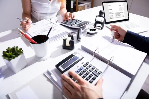 perhitungan pengeluaran bisnis