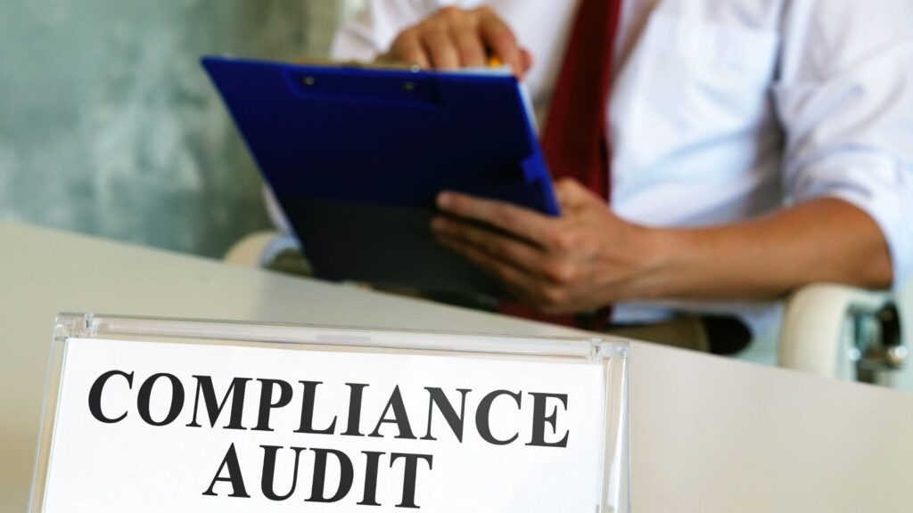 compliance audit (audit kepatuhan)